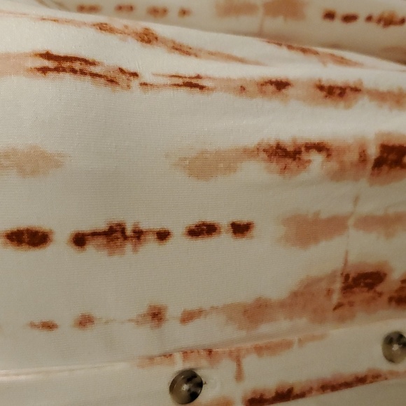 New Directions Tiered Tunic - Picture 5 of 10